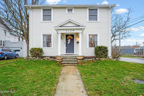 Photo of 1120 S West Street, Findlay, OH 45840 (MLS # 10005095)