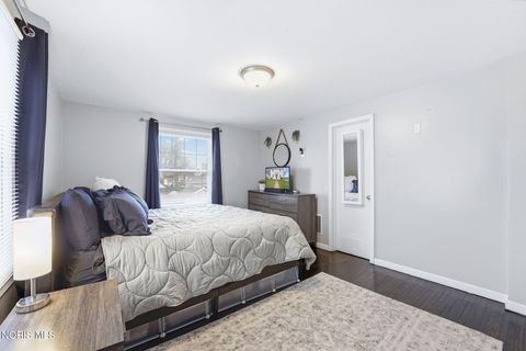 Tiny photo for 1120 S West Street, Findlay, OH 45840 (MLS # 10005095)