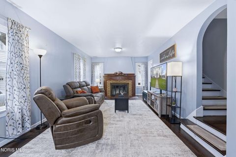 Tiny photo for 1120 S West Street, Findlay, OH 45840 (MLS # 10005095)