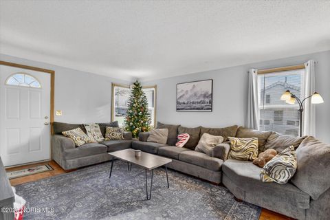 Tiny photo for 817 S Wood Street, Fostoria, OH 44830 (MLS # 10002449)