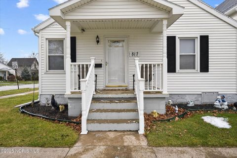 Tiny photo for 817 S Wood Street, Fostoria, OH 44830 (MLS # 10002449)