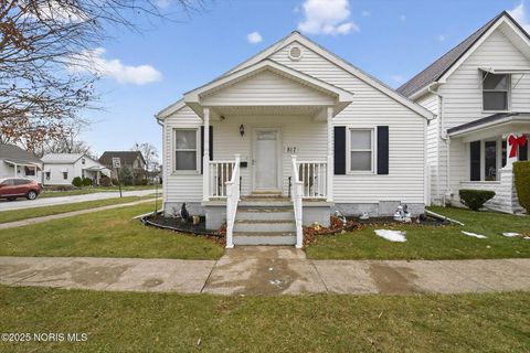 Tiny photo for 817 S Wood Street, Fostoria, OH 44830 (MLS # 10002449)