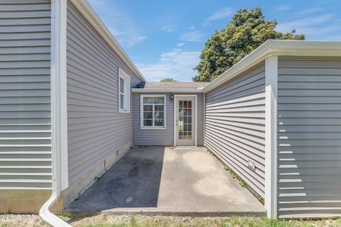 Tiny photo for 406 Stryker Street, Archbold, OH 43502 (MLS # 10009126)