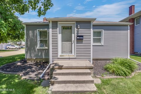 Tiny photo for 406 Stryker Street, Archbold, OH 43502 (MLS # 10009126)