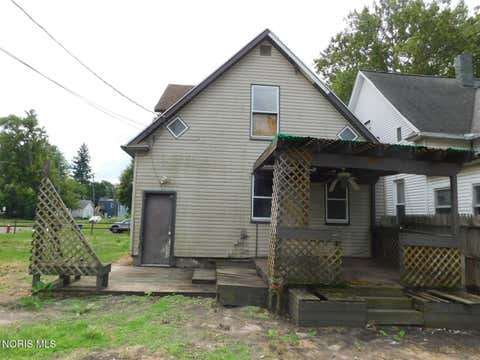 Tiny photo for 1106 Orchard Street, Toledo, OH 43609 (MLS # 10011681)