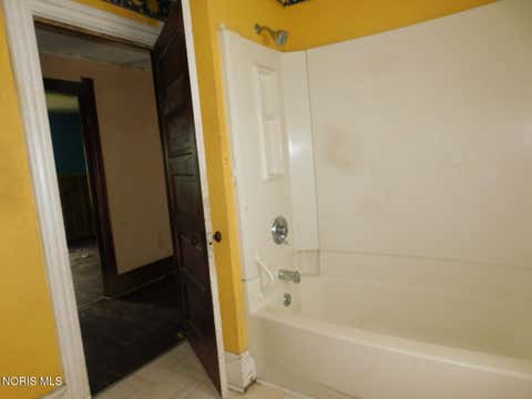 Tiny photo for 1106 Orchard Street, Toledo, OH 43609 (MLS # 10011681)