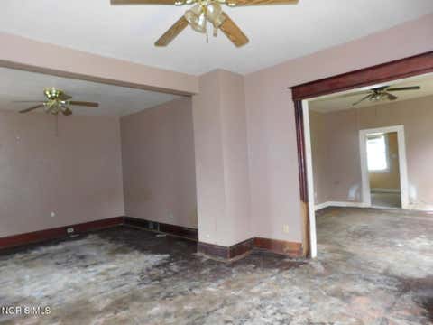 Tiny photo for 1106 Orchard Street, Toledo, OH 43609 (MLS # 10011681)