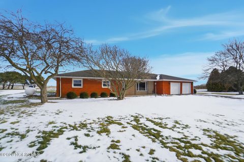 Photo of 8513 County Road 248, Findlay, OH 45840 (MLS # 10002896)