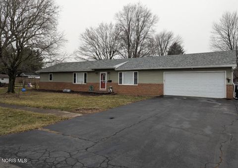 Tiny photo for 100 Warrington Avenue, Findlay, OH 45840 (MLS # 10004974)