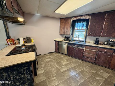 Tiny photo for 84 Coe Street, Tiffin, OH 44883 (MLS # 10009185)