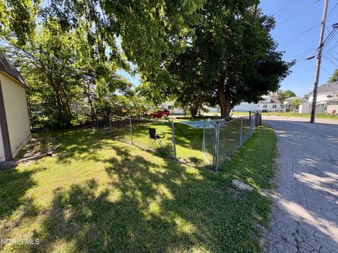 Tiny photo for 84 Coe Street, Tiffin, OH 44883 (MLS # 10009185)
