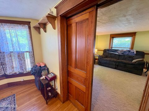 Tiny photo for 84 Coe Street, Tiffin, OH 44883 (MLS # 10009185)
