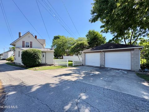 Tiny photo for 84 Coe Street, Tiffin, OH 44883 (MLS # 10009185)