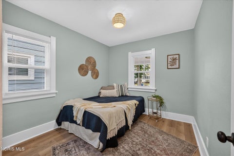 Tiny photo for 901 Toronto Avenue, Toledo, OH 43609 (MLS # 10014720)