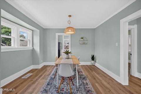 Tiny photo for 901 Toronto Avenue, Toledo, OH 43609 (MLS # 10014720)