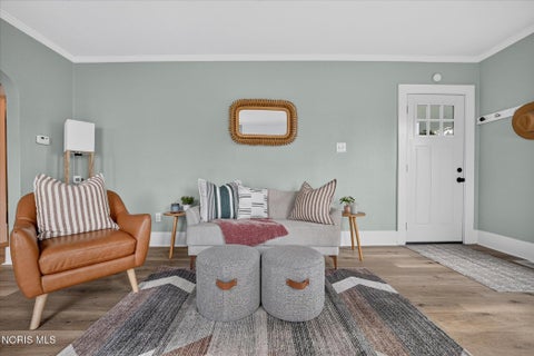 Tiny photo for 901 Toronto Avenue, Toledo, OH 43609 (MLS # 10014720)