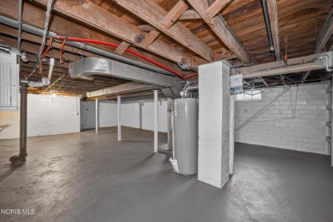 Tiny photo for 901 Toronto Avenue, Toledo, OH 43609 (MLS # 10014720)