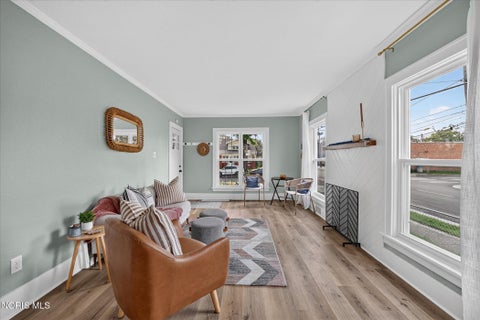 Tiny photo for 901 Toronto Avenue, Toledo, OH 43609 (MLS # 10014720)
