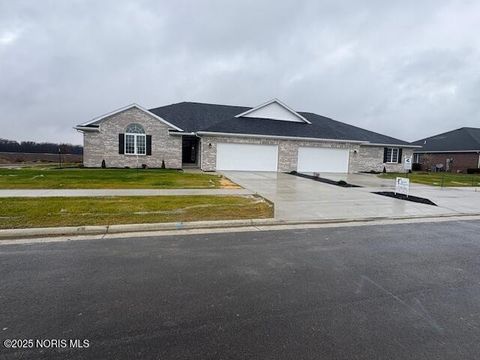 Tiny photo for 1742 Dolly Drive, Bowling Green, OH 43402 (MLS # 10001807)