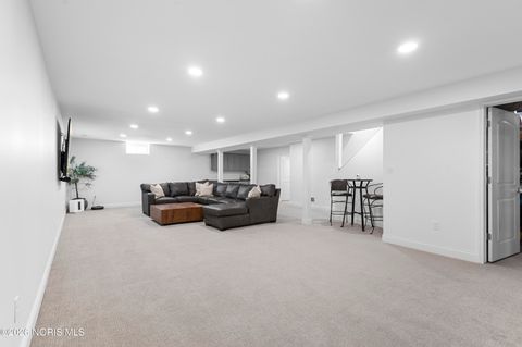 Tiny photo for 4420 Kimball Creek West, Sylvania, OH 43560 (MLS # 10003776)