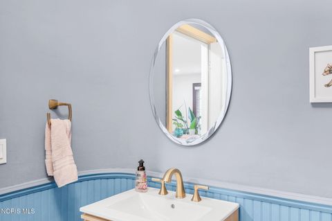 Tiny photo for 2110 Austin Bluffs Court, Toledo, OH 43615 (MLS # 10005139)