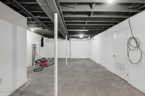 Tiny photo for 2110 Austin Bluffs Court, Toledo, OH 43615 (MLS # 10005139)