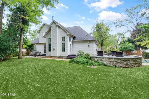 Tiny photo for 2110 Austin Bluffs Court, Toledo, OH 43615 (MLS # 10005139)