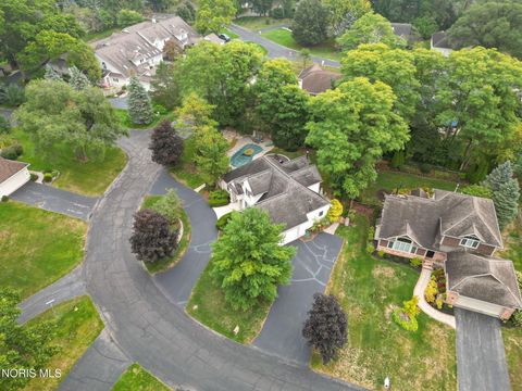 Tiny photo for 2110 Austin Bluffs Court, Toledo, OH 43615 (MLS # 10005139)