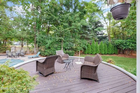 Tiny photo for 2110 Austin Bluffs Court, Toledo, OH 43615 (MLS # 10005139)