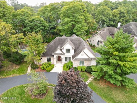 Tiny photo for 2110 Austin Bluffs Court, Toledo, OH 43615 (MLS # 10005139)