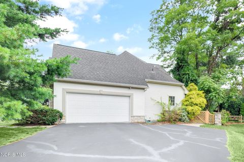 Tiny photo for 2110 Austin Bluffs Court, Toledo, OH 43615 (MLS # 10005139)