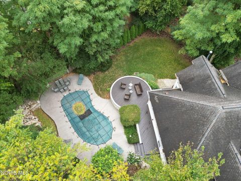 Tiny photo for 2110 Austin Bluffs Court, Toledo, OH 43615 (MLS # 10005139)