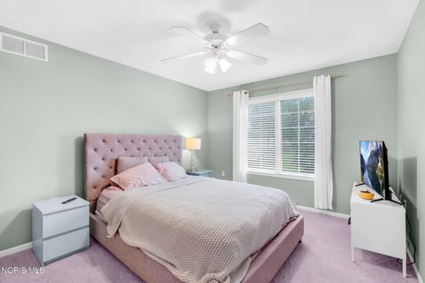 Tiny photo for 2110 Austin Bluffs Court, Toledo, OH 43615 (MLS # 10005139)