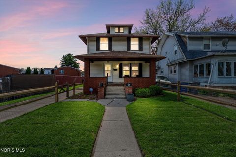 Tiny photo for 1805 Tremainsville Road, Toledo, OH 43613 (MLS # 10006655)