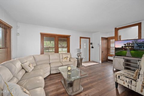 Tiny photo for 1805 Tremainsville Road, Toledo, OH 43613 (MLS # 10006655)