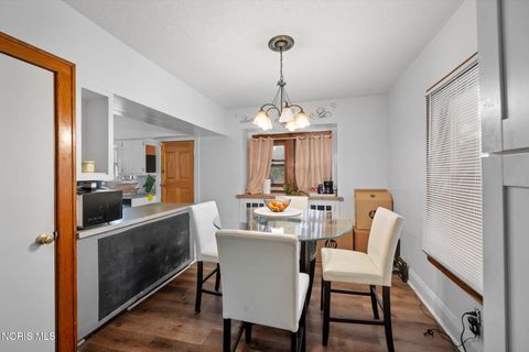 Tiny photo for 1805 Tremainsville Road, Toledo, OH 43613 (MLS # 10006655)