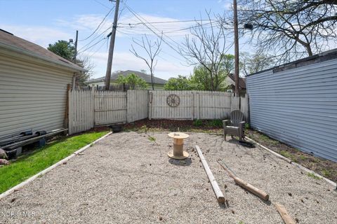 Tiny photo for 1805 Tremainsville Road, Toledo, OH 43613 (MLS # 10006655)