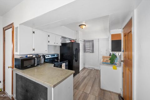 Tiny photo for 1805 Tremainsville Road, Toledo, OH 43613 (MLS # 10006655)