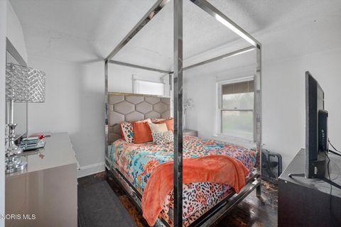 Tiny photo for 1805 Tremainsville Road, Toledo, OH 43613 (MLS # 10006655)