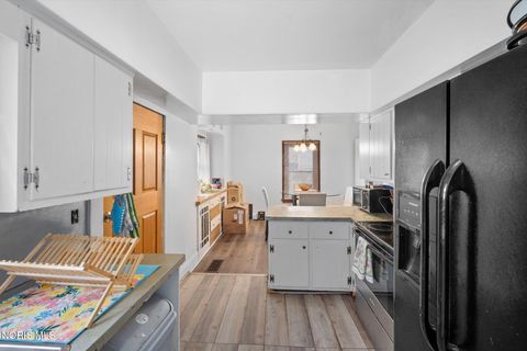 Tiny photo for 1805 Tremainsville Road, Toledo, OH 43613 (MLS # 10006655)