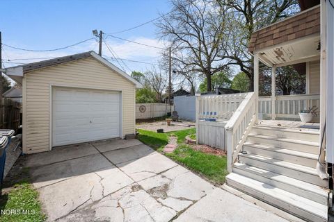 Tiny photo for 1805 Tremainsville Road, Toledo, OH 43613 (MLS # 10006655)