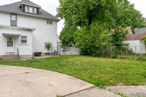 Tiny photo for 822 Booth Avenue, Toledo, OH 43608 (MLS # 10009017)