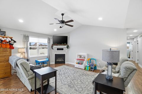 Tiny photo for 150 James Court, Findlay, OH 45840 (MLS # 10002204)