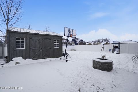 Tiny photo for 150 James Court, Findlay, OH 45840 (MLS # 10002204)