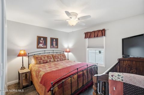 Tiny photo for 150 James Court, Findlay, OH 45840 (MLS # 10002204)