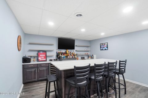 Tiny photo for 150 James Court, Findlay, OH 45840 (MLS # 10002204)