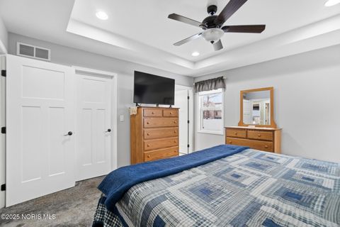 Tiny photo for 150 James Court, Findlay, OH 45840 (MLS # 10002204)