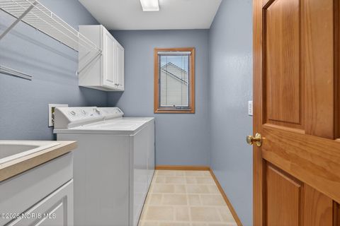 Tiny photo for 125 Hidden Meadow Drive, Holland, OH 43528 (MLS # 10003229)