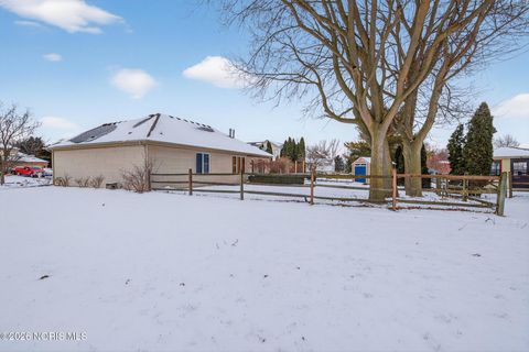 Tiny photo for 125 Hidden Meadow Drive, Holland, OH 43528 (MLS # 10003229)