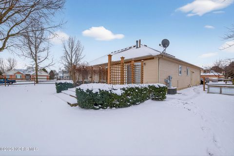 Tiny photo for 125 Hidden Meadow Drive, Holland, OH 43528 (MLS # 10003229)